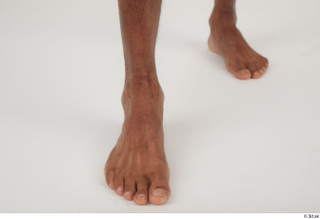 Tiago foot nude 0005.jpg